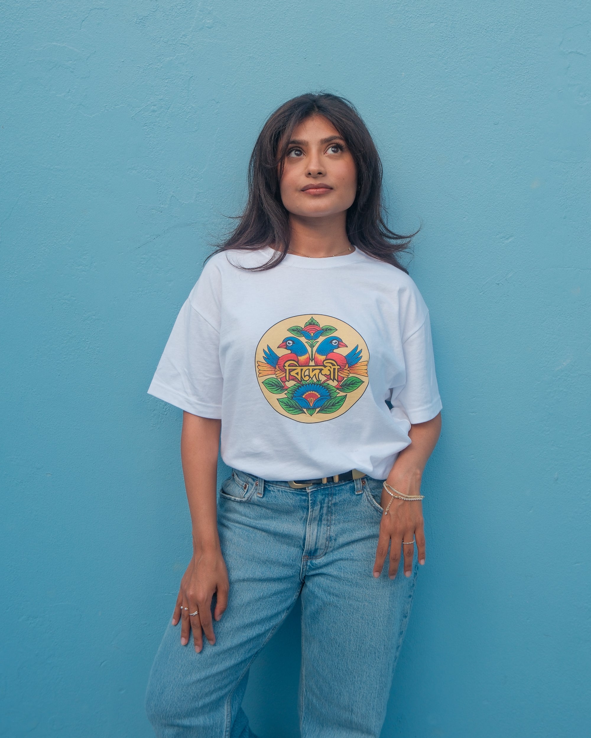 Bideshi Folk Tee