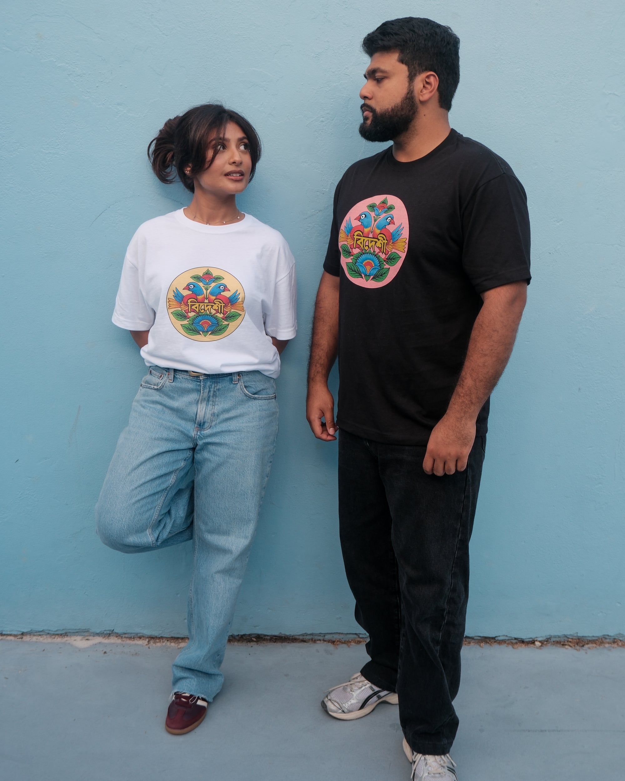 Bideshi Folk Tee